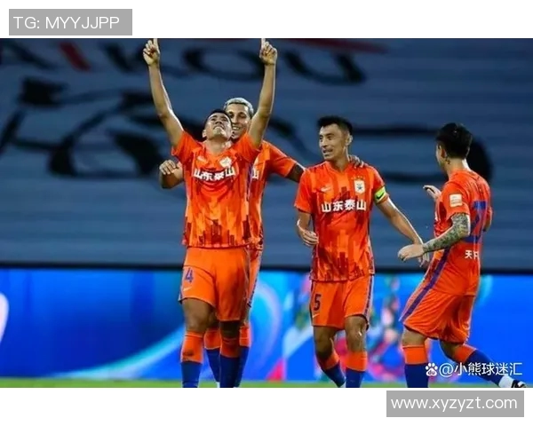 中国足球明星因违规行为遭重罚引发球迷热议与媒体关注